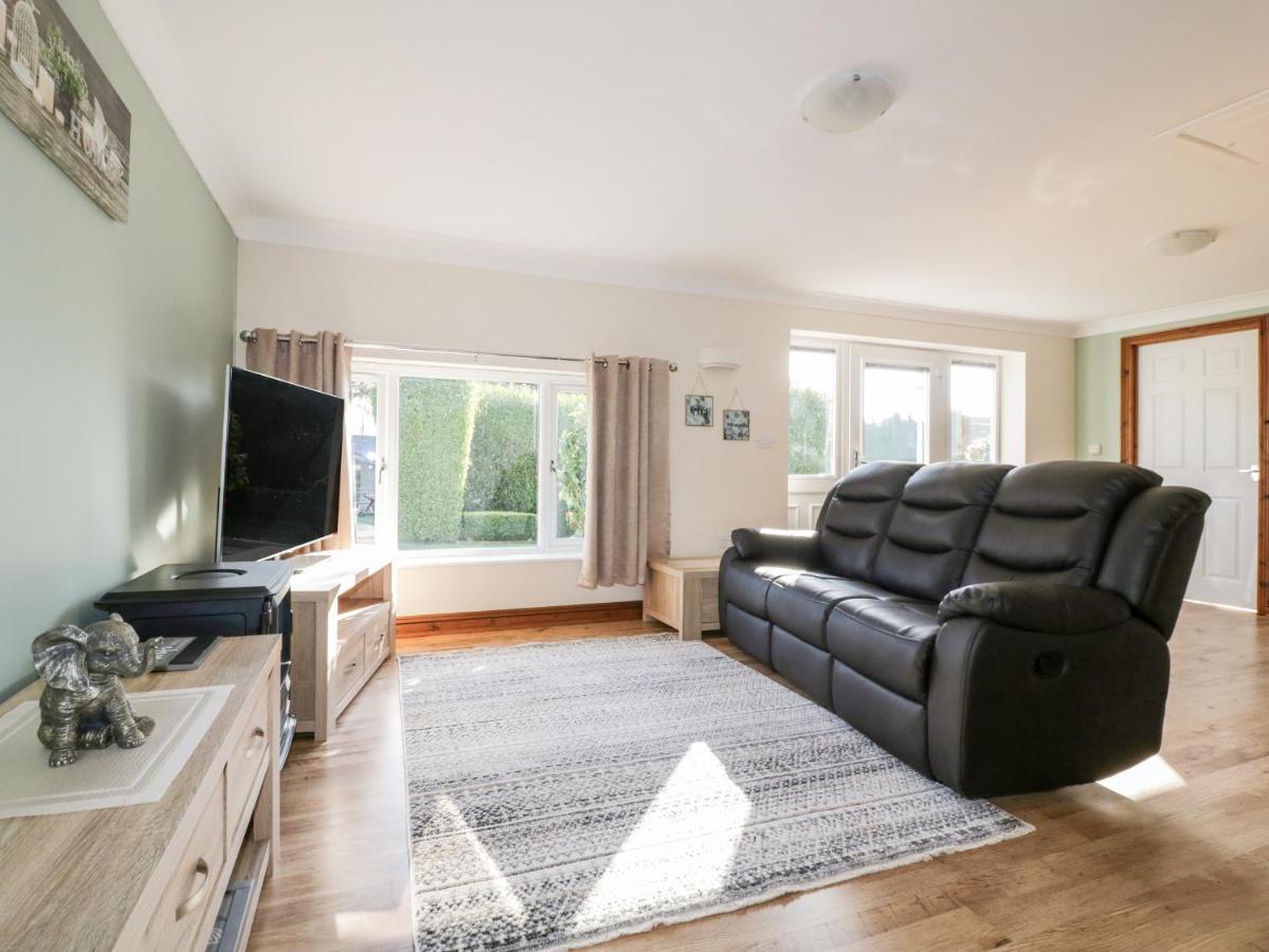 Lower Brambleside Труро Экстерьер фото