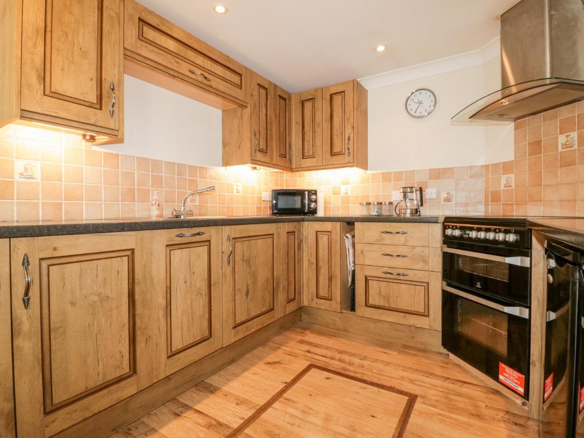 Lower Brambleside Труро Экстерьер фото