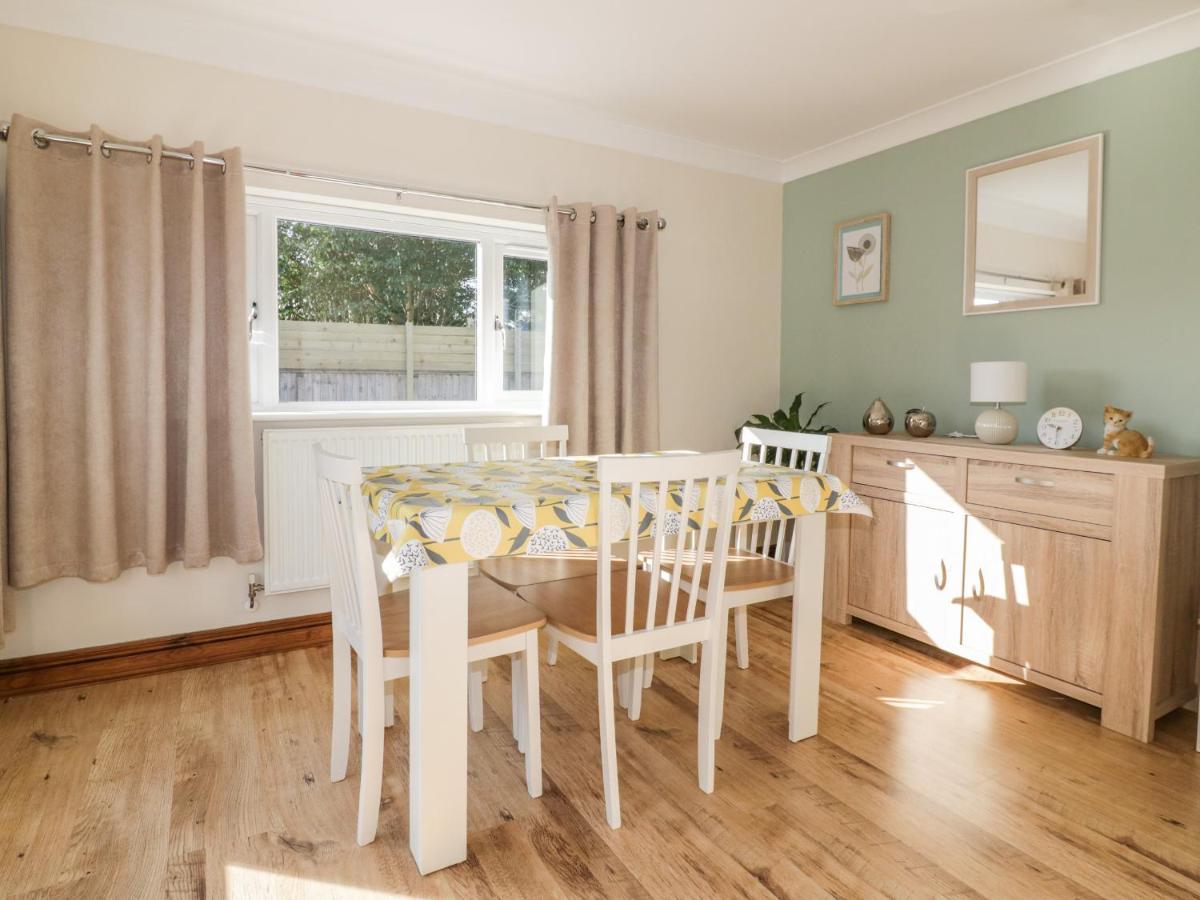 Lower Brambleside Труро Экстерьер фото